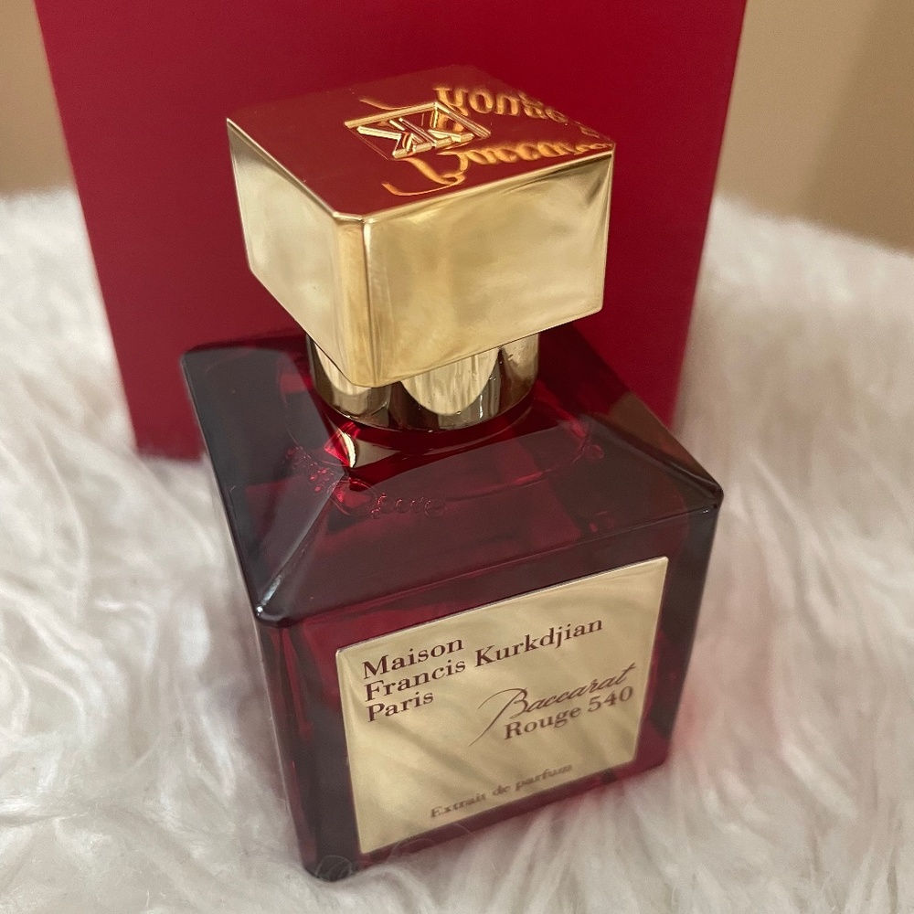 Baccarat rouge 540 extrait de parfume